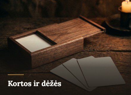 Kortos ir dėžės
